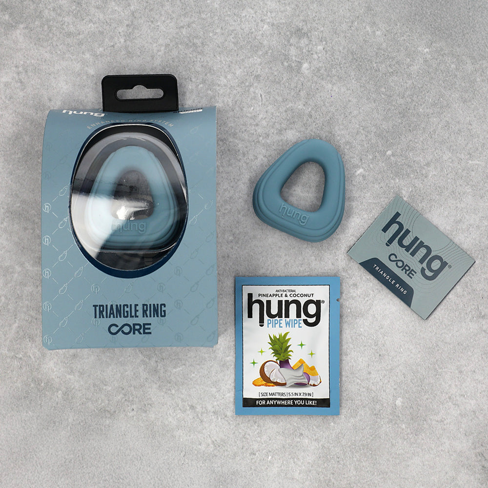 HUNG Triangle Ring