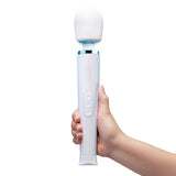 Le Wand Dive Submersible Rechargeable Vibrating Massager Seashell